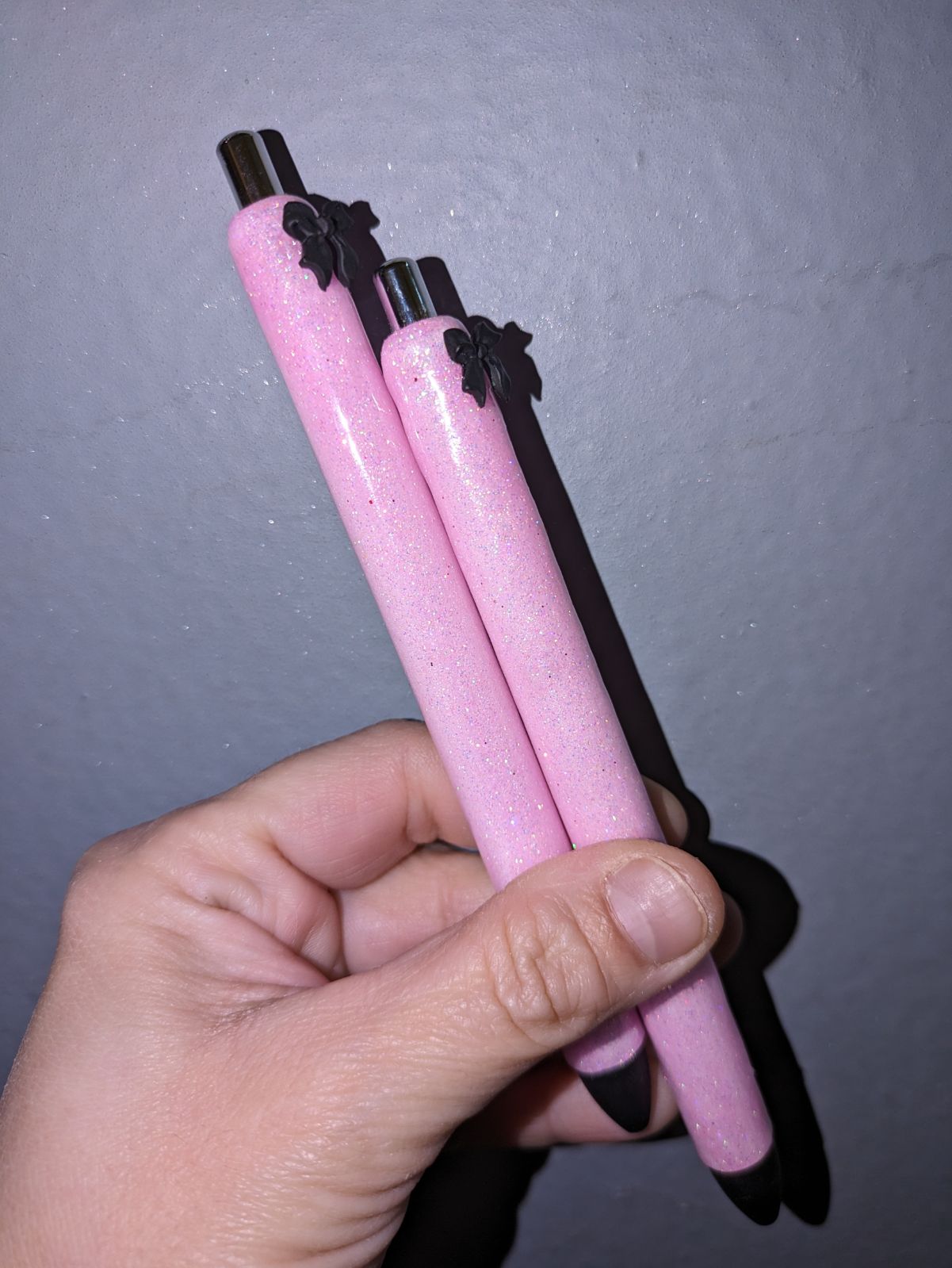 Black Bow Coquette Pink Glitter Pen